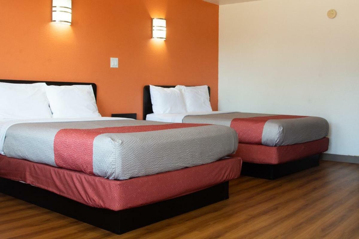 Motel 6-Brinkley, Ar Экстерьер фото