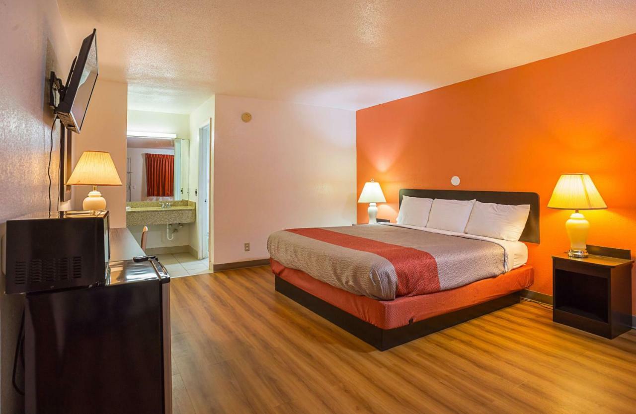 Motel 6-Brinkley, Ar Экстерьер фото
