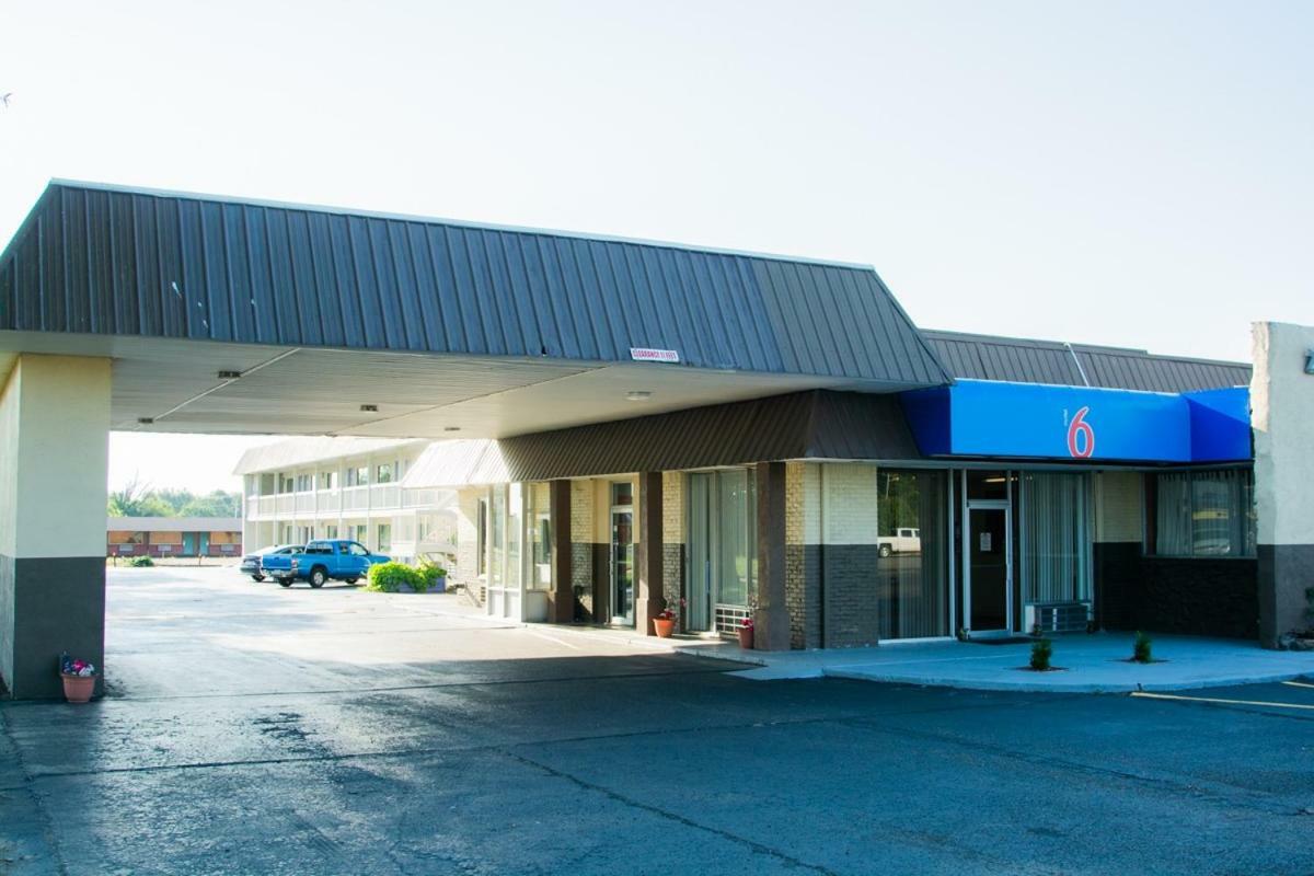Motel 6-Brinkley, Ar Экстерьер фото