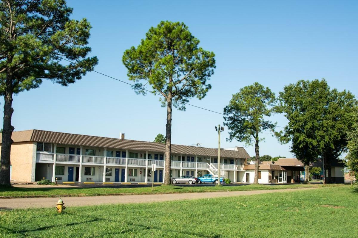 Motel 6-Brinkley, Ar Экстерьер фото
